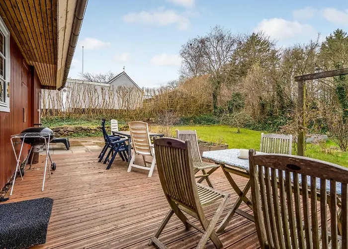 Beautiful In With Kitchen *